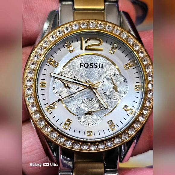 Fossil ES3204 Women's Riley Silver Dial Two Tone Steel Multifunction Watch - Picture 1 of 12